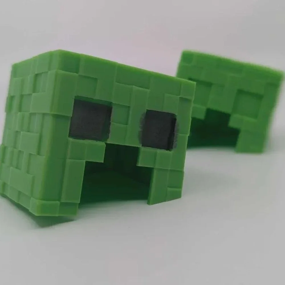 Pixel Creeper Reptile Hide | Gaming Terrarium Decor | Snake Gecko Enclosure Cave